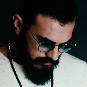 امیر چهارم - Amir Chaharom