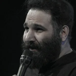 کاور خوشبختی یعنی تو زندگیت امام حسین داری محمد حدادیان