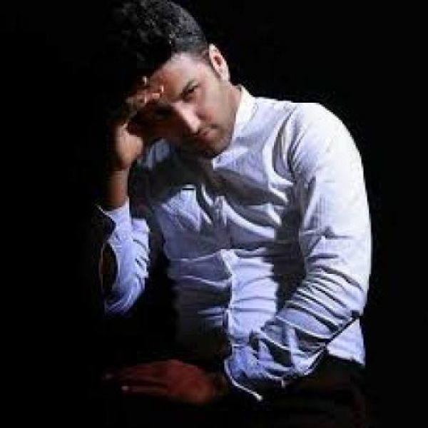 کاور آلبوم ضربان از پویا بیاتی