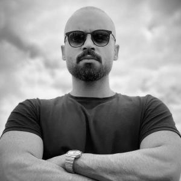 فرزاد ماهان - Farzad Mahan