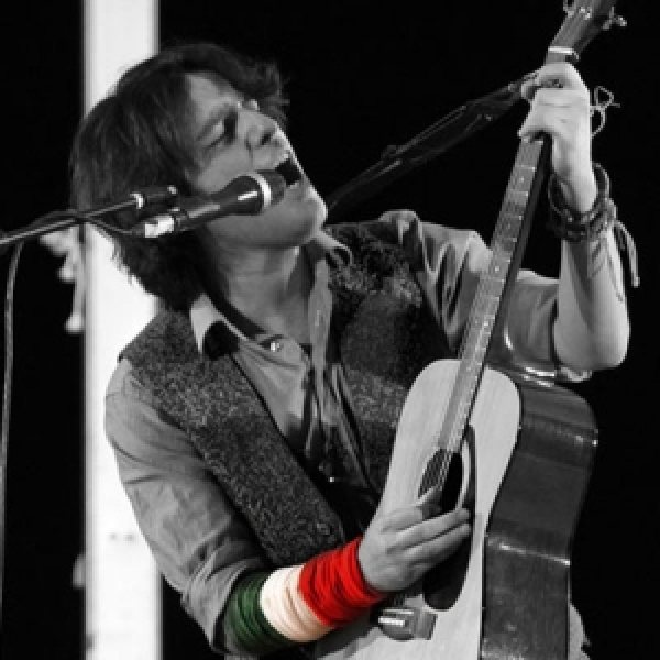 کاوه افاق - Kaveh Afagh