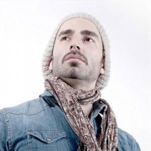 میلاد درخشانی - Milad Derakhshani