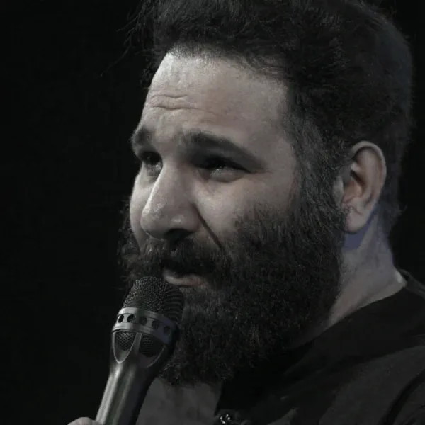 کاور خوشبختی یعنی تو زندگیت امام حسین داری محمد حدادیان