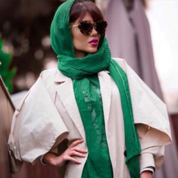نازنین مشرفی - Nazanin Moshrefi
