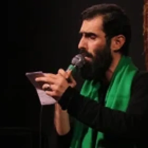 سید علی مومنی - Seyed Ali Momeni