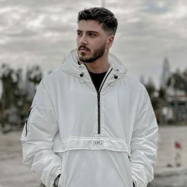 یونا - Youna
